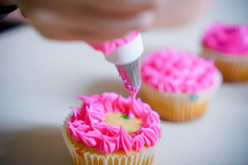 Pillsbury Funfetti Hot Pink Vanilla Flavored Frosting (Pack of 3) with By The Cup Frosting Spreader - Image 3