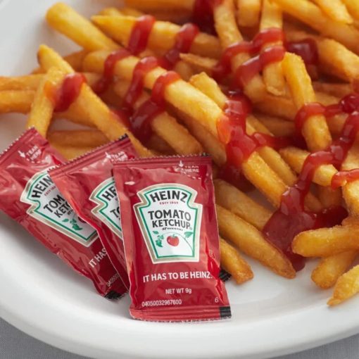 Heinz Ketchup, Single Serve Condiment Packets, 50 Count with By The Cup Spatula Knife - Image 4